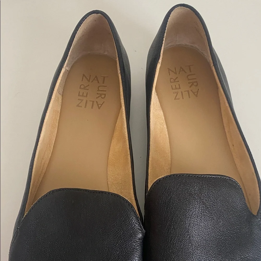 Naturalizer Black Leather Loafers - Picture 14 of 14